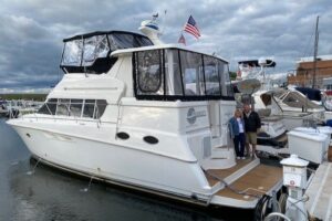 2000 Silverton 422 Motor Yacht for sale - photo 2