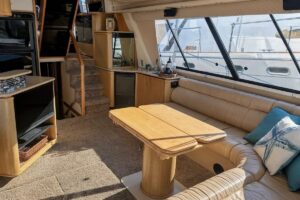 2001 Bayliner 4788 Pilot House Motoryacht for sale - photo 3