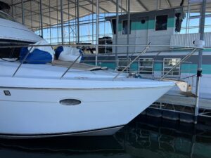 2001 Carver 450 Voyager Pilothouse for sale - photo 4