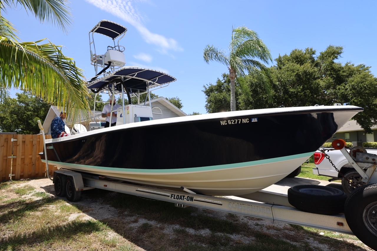 2001 Contender 27 Open for sale
