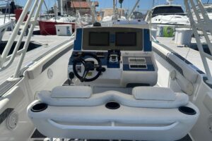 2001 Donzi 35 ZF Cuddy for sale - photo 7