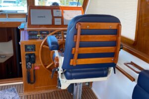 2001 Grand Banks 49 Eastbay SX for sale - photo 6