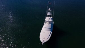 2001 Hatteras 65 for sale - photo 4