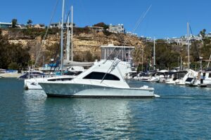 2001 Luhrs 34 Convertible for sale - photo 2