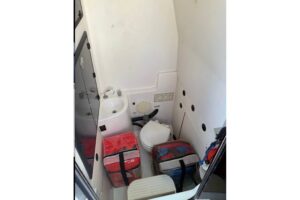 2001 Regulator 32 Forward Seating for sale - photo 7