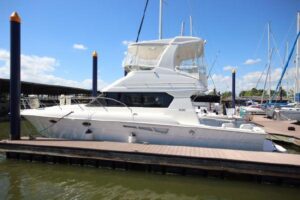 2001 Silverton 42 Convertible for sale - photo 4