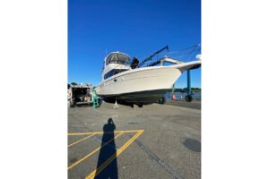 2001 Silverton 42 Convertible for sale - photo 7