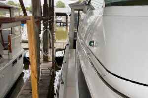 2002 Carver 466 Motor Yacht for sale - photo 7