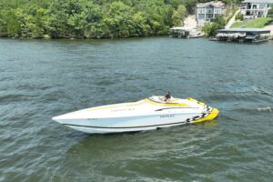 2002 Donzi 38 Daytona for sale - photo 2