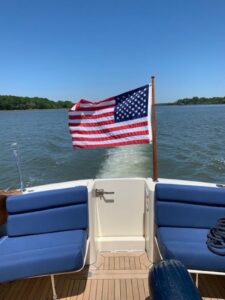 2002 Hinckley Talaria 44 Flybridge for sale - photo 8