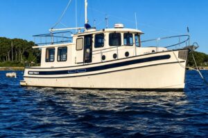 2002 Nordic Tug 37 for sale - photo 2