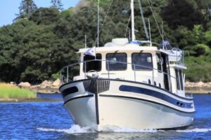 2002 Nordic Tug 37 for sale - photo 3