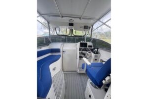 2003 Boston Whaler 295 Conquest for sale - photo 7