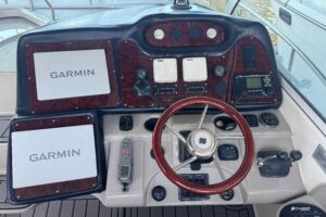 2003 Cruisers Yachts 3970 Express for sale - photo 6