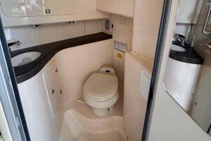 2003 Grady-White Express 330 for sale - photo 4