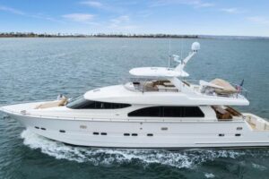 2003 Horizon 82 for sale