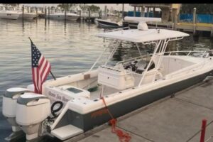 2003 Intrepid 322 Cuddy for sale - photo 2