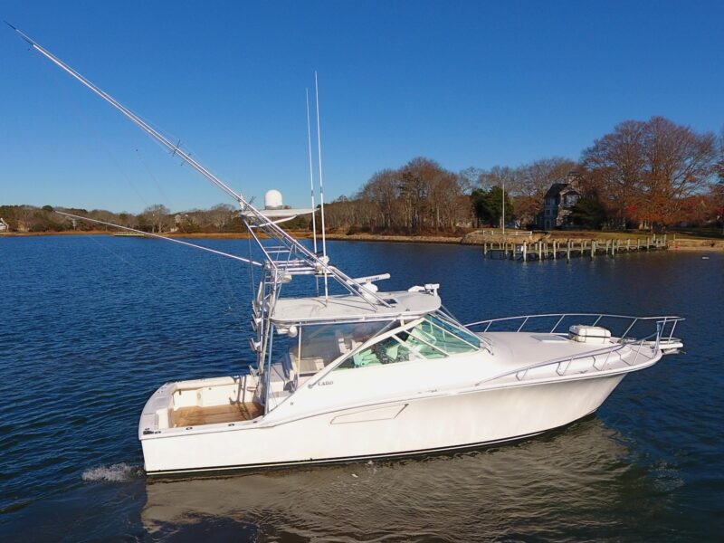 2004 Cabo 40 Express
