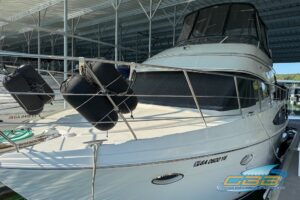 2004 Carver 360 Sport Sedan for sale - photo 4