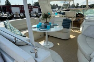 2004 Carver 570 Voyager Pilothouse for sale - photo 5