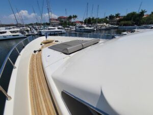 2004 Ferretti Yachts 94 for sale - photo 8