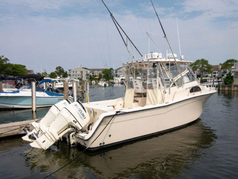 2004 Grady-White Marlin 300