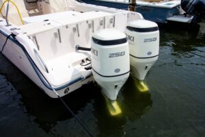 2004 Grady-White Marlin 300 for sale - photo 7
