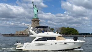 2004 Meridian 411 Sedan for sale - photo 2