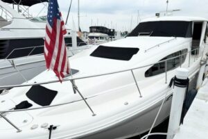 2004 Sea Ray 390 Motor Yacht for sale - photo 4