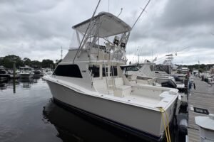 2005 Cabo 35 Flybridge for sale - photo 4