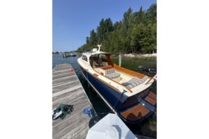 2005 Hinckley Picnic Boat 36 EP for sale - photo 5