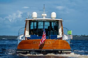 2005 Hinckley Talaria 55 for sale - photo 4