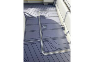 2005 Hydra-Sports Vector 3300 VX for sale - photo 7
