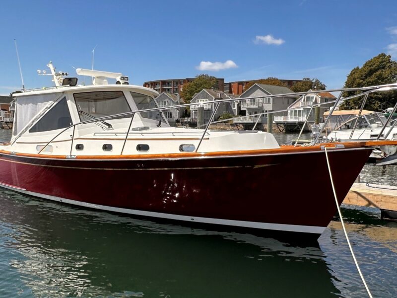 2005 Lyman-Morse 38 Express