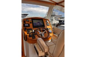 2005 Lyman-Morse 38 Express for sale - photo 6