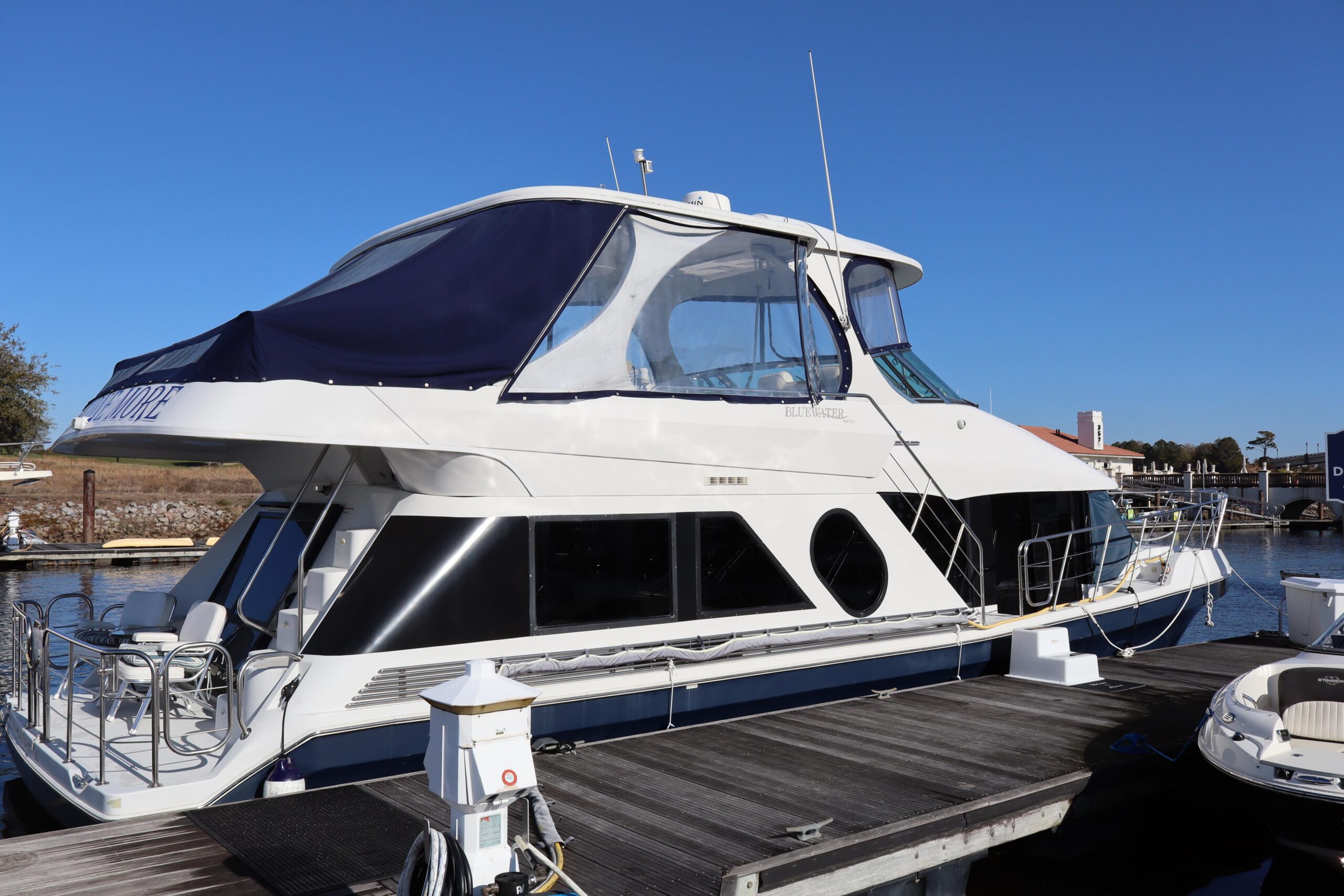 2006 Bluewater Yachts 5200 for sale