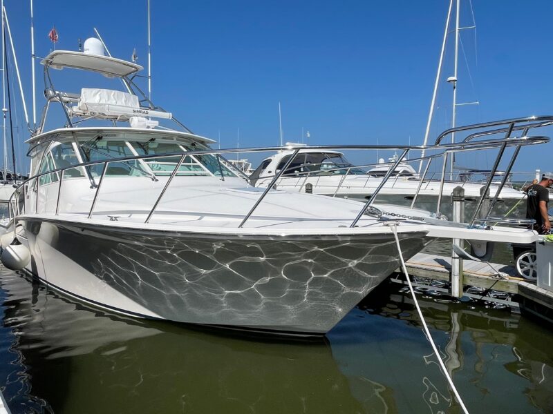 2006 Cabo 40 Express