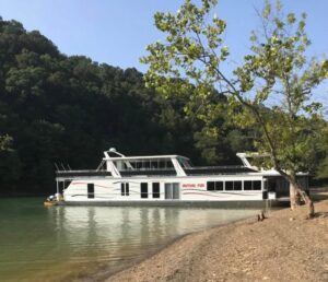 2006 Fantasy Houseboat for sale