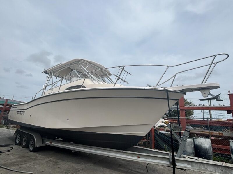2006 Grady-White Marlin 300