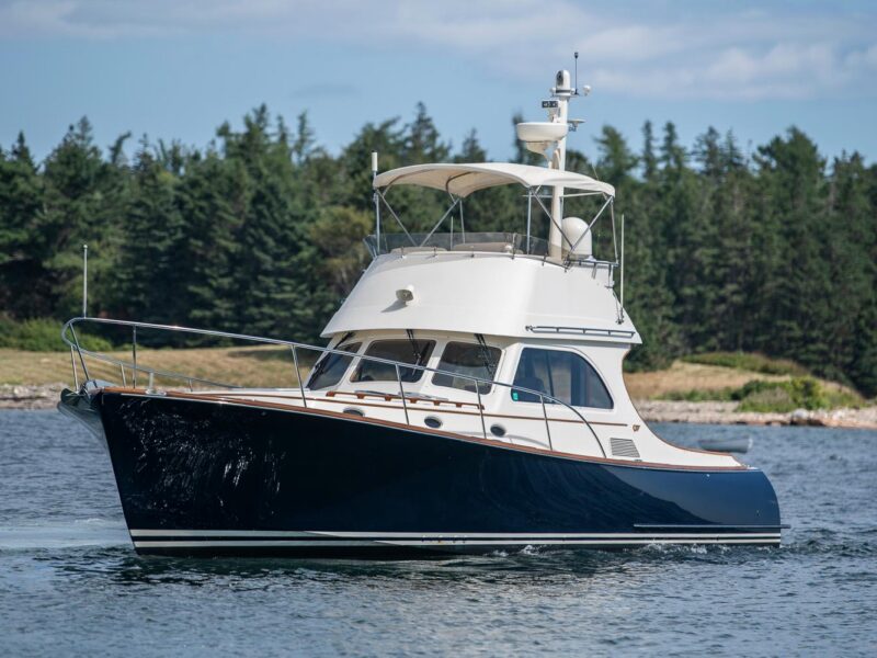 2006 Hinckley Talaria 44 Flybridge