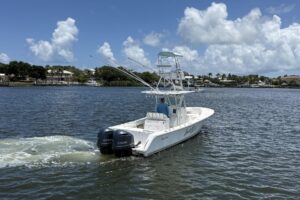 2006 Regulator 32 Center Console for sale - photo 2