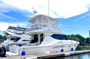 2006 Silverton 50 Convertible for sale - photo 2