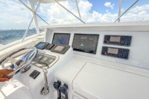 2007 Hatteras 54 Convertible for sale - photo 5