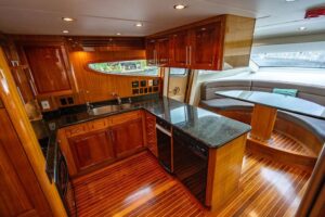 2007 Hatteras 80 Motor Yacht for sale - photo 8