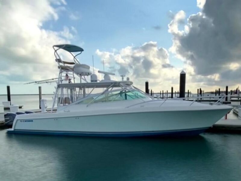 2008 Contender 38 Express