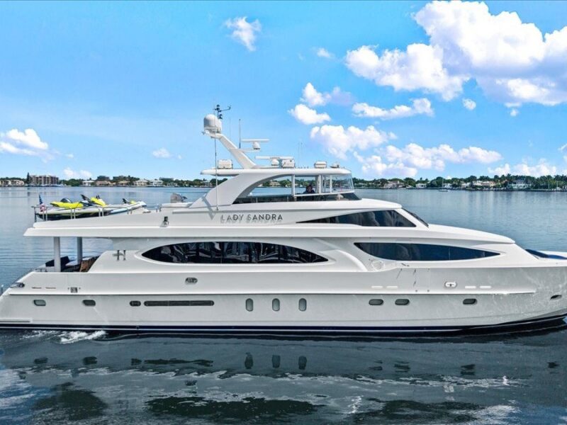 2008 Hargrave Raised Pilothouse