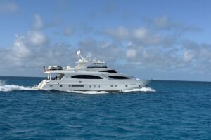 2008 Hargrave Raised Pilothouse for sale - photo 2