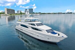 2008 Hargrave Raised Pilothouse for sale - photo 6
