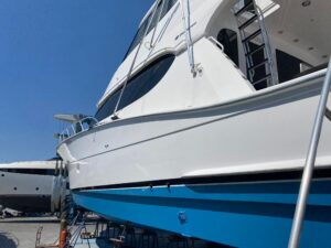 2008 Hatteras 77 Convertible for sale - photo 8