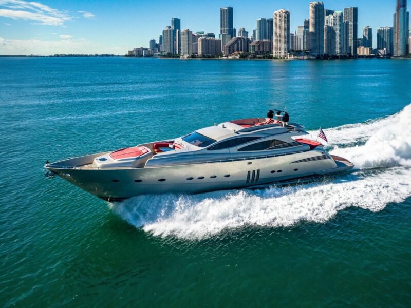 2008 Pershing 90